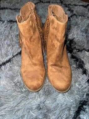 Suede Side-Zip Fringe Ankle Boots - Brown